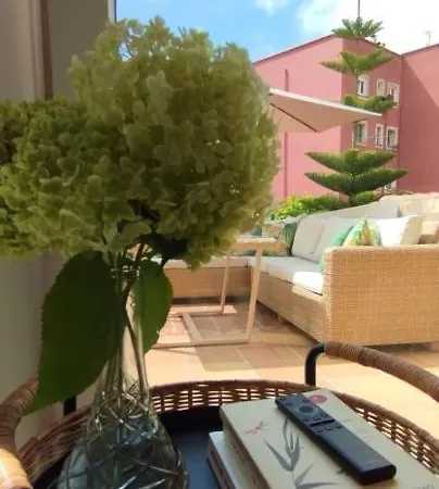 Villalvaro Con Parking Apartment *